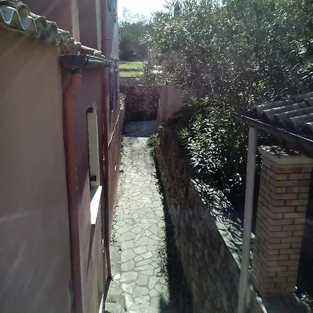 Traditional House With Loft -michalis' House In Kouramades-