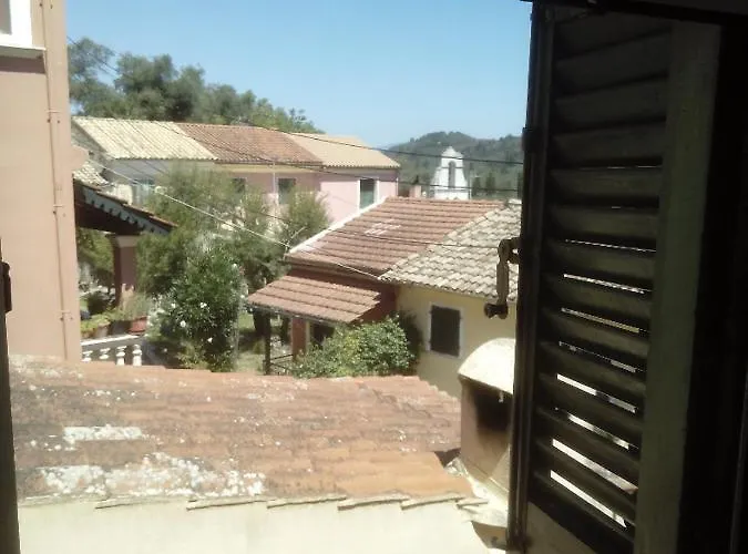 Traditional House With Loft -michalis' House In Kouramades- * Kouramades