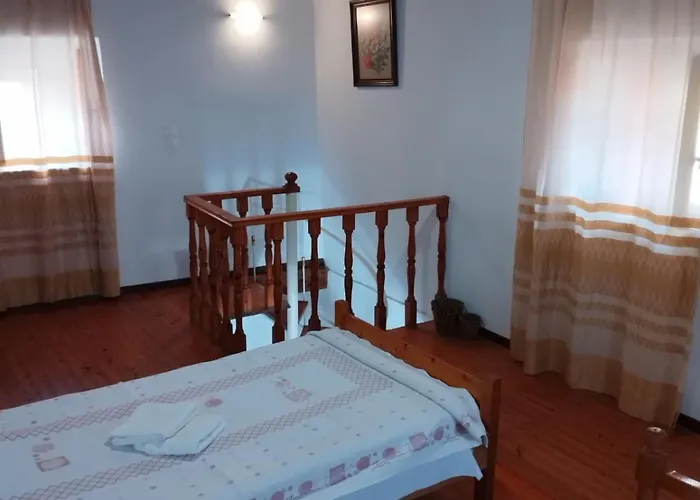 Ferienhaus Traditional House With Loft -michalis' House In Kouramades-