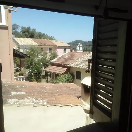 Traditional House With Loft -michalis' House In Kouramades- * Kouramades